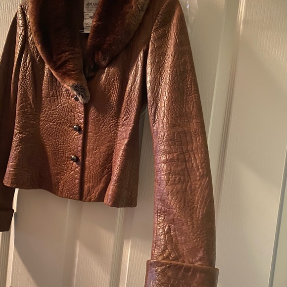 Armani Jacket 🧥 100 % Leather and Real Fur 💕🌸😍! - Picture 5 of 13